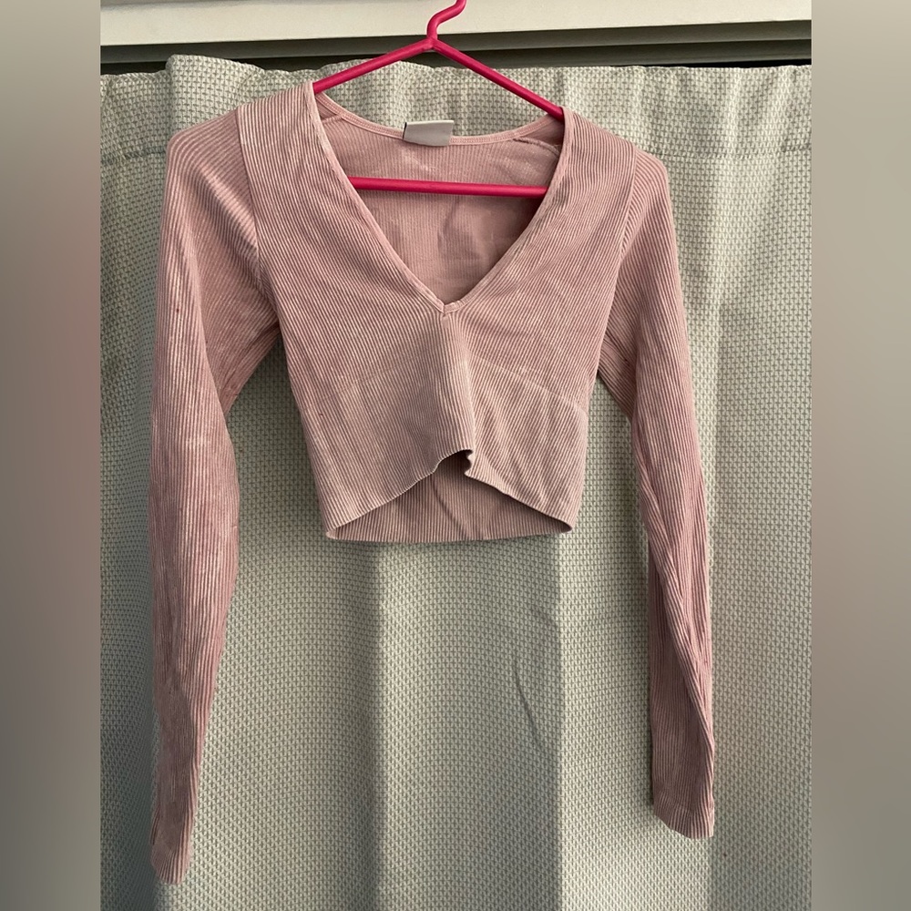 longsleeve crop top